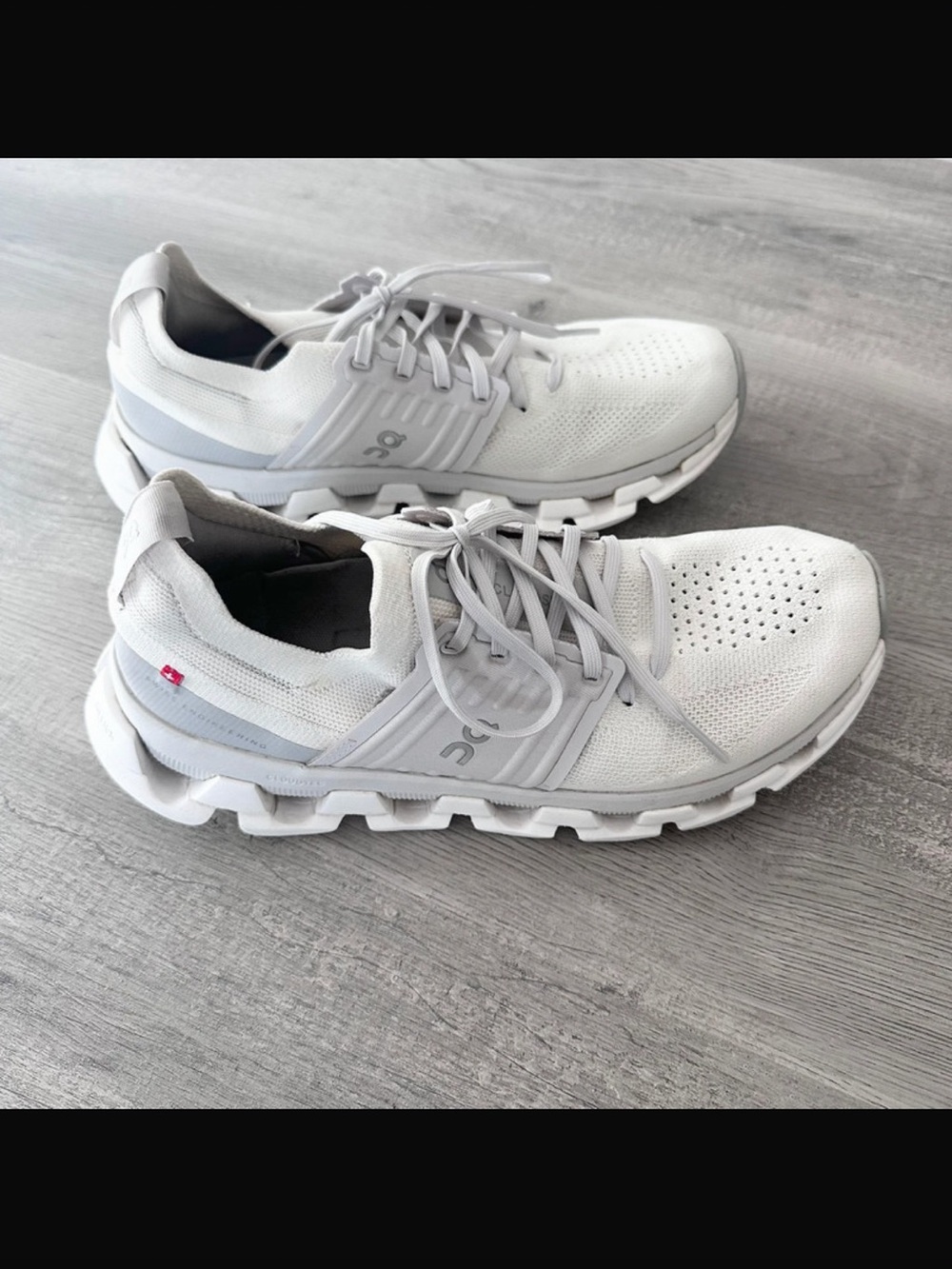 On Running White Women’s Cloud Knit Sneakers